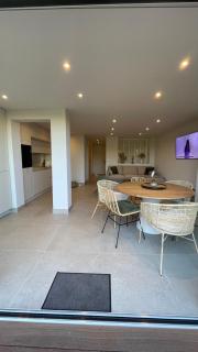 Refait à neuf Standing bord de plage et piscine Proche de St Trop - Gassin - 2