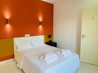 Central Atlantic Beach Guesthouse - Costa da Caparica - 0