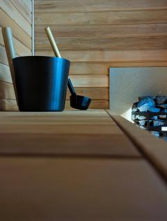 Mere Apartment - Private Yard, Sauna and Pet Friendly - 8