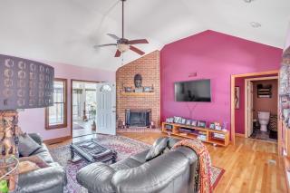 Rustic Elegance- Farmhouse Retreat in Covington farmhouse - Covington - 9