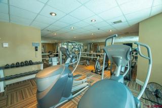 Studio 565 Perfect Location with Pool and Hot Tub - 1