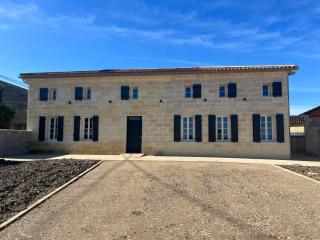Charmant appartement avec vue sur les vignes - Lussac - 0