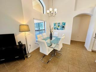 Villa with Pool in Gated 18-hole Golf Community with self-checkin after 4pm - Davenport - 3