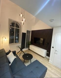 Modern 1-Bed Apartment in Buckinghamshire with Free WiFi, Parking & Garden - Buckinghamshire - 3