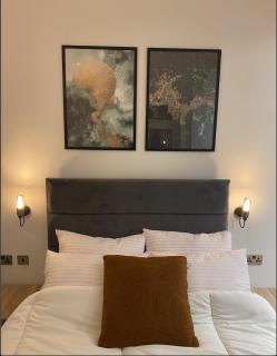 Modern 1-Bed Apartment in Buckinghamshire with Free WiFi, Parking & Garden - Buckinghamshire - 1