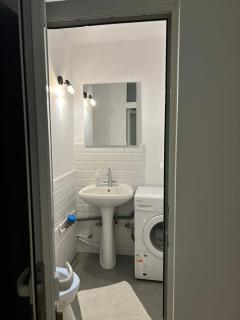 Lala's Home - Ploieşti - 4