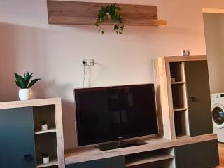 Cozy Apartment- zona centrala - Bacău - 3