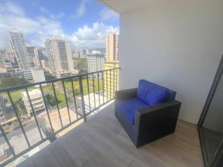 Waikiki Getaway Penthouse Suite condo - Honolulu - 2