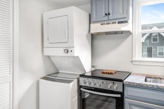 Remodeled and New - Walk to downtown Auburn - Auburn - 6