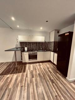 WORKATION, CENTRE, 4-5 Persons 3-4 nights best offer, Nature Park Metro 1min , 15 min Palac Kultury, Balcony, Quiet, Easy parking chroniony - Varsovie - 5