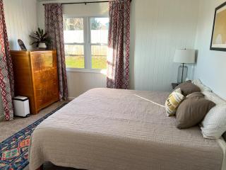 The Sunshine Bungalow - Greensburg - 8