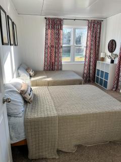 The Sunshine Bungalow - Greensburg - 6