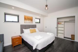 Casa Melina - Albany - 1