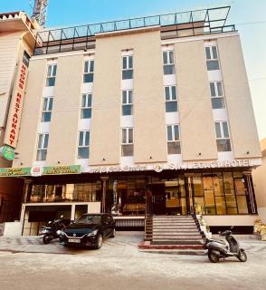 S K Legacy Hotel - Mysore - 8