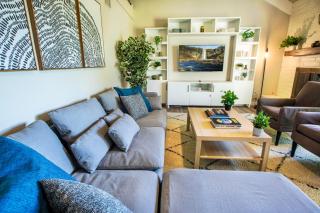 Cozy Getaway. Fire Pit and Endless Views! 5 Beds - 4