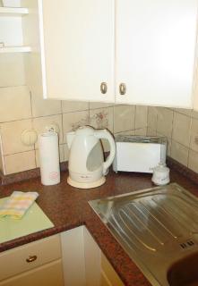 Excellent Location - 6