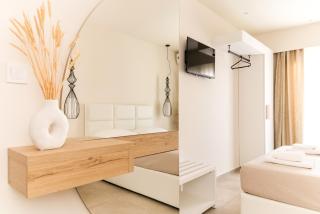 Mystery Suites and Apartments - Nei Poroi - 1