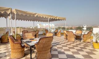 Treebo Megh Niwas, 2 Km From Umaid Bhawan Palace - Jodhpur - 8