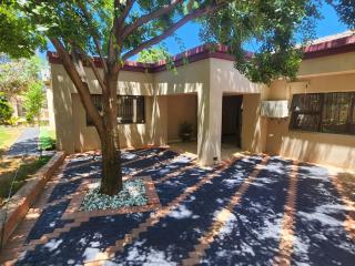 Jomus Guest House - Welkom - 9