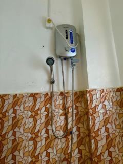 Rozay Travellers Inn - 1