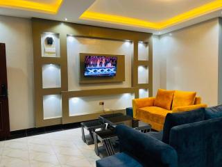 Crown Elegance Suites - Kampala - 4