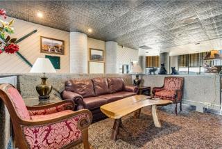 BnB Hyperion - Top-Floor Condo w Balcony & Pool - Sugar Mountain - 8