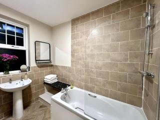 The Lily•Central Beeston•Private Apartment•SmartTV•Free Wi-Fi•Tram• - Nottingham - 7