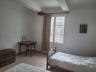 Maison de village du XVII siècle en Camargue - Le Cailar - 4
