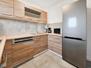 Tolstov Apartments - Monteurwohnungen - 2 Schlafzimmer - Küche - Balkon - Waschmaschine - 3