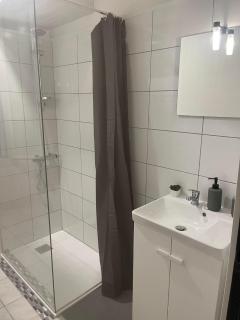 Chez Pat, Appartement centre ville de Vias(34), mer à 2,5km - Vias - 8