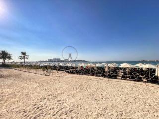 1BR in a Prime JBR Location with Beach Access - 3