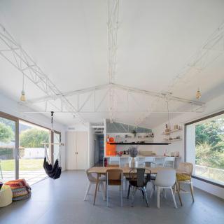 A Factoria Beach House by Prishomes - 5