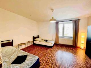 Zentrale Wohnung, Komplette Ausgestattet-Neue Möbel - Bochum - 8