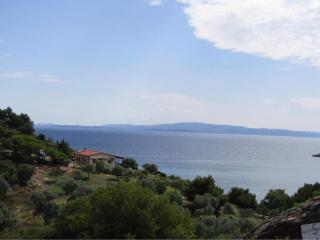 Beachfront Villa Paradise - 8