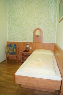 Schlosshotel am Hainich - Behringen - 7