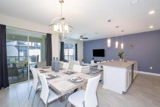 4835JS TOWNHOUSE 4 BEDROOMS & 3 BATHROOMS + POOL - Kissimmee - 0