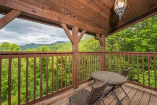 Firefly Lodge Private Log Cabin with Mountain Views! - Black Mountain - 9