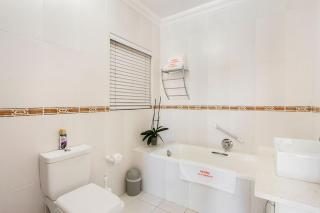 Kwantu Guesthouse 1 - 2