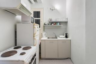 2BDR OlympianZeus Apt with Netflix - 1