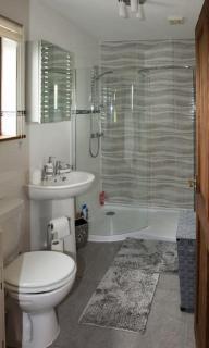 4 Bed Luxury Family Home In The Heart Of Narberth - Pembrokeshire - 2