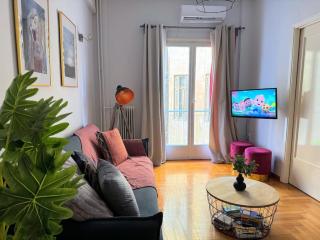 Downtown Cute Apt in the Heart of Plaka (+Netflix) - Athens - 7