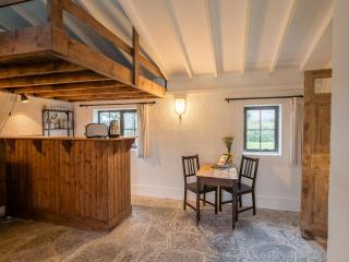 Ventry Farm - The Parlour Cottage by Trident Holiday Homes - Ventry - 2