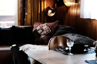 Drop In mountain chalet - - 2