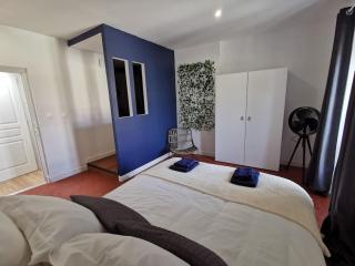 Soleil poudré appartement 1 chambre, pièce de vie climatisée, parking, terrasse - Villeneuve-lès-Avignon - 4
