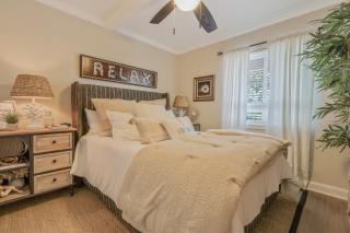 OCEAN VIEW-St Simons says Relax at The Beach Club - 1