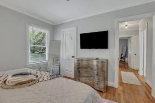 Mid-Century Bungalow - Blue Mile & Close to GSU - 2