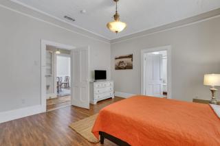 Historic Southern Home - close to downtown and GSU - 6