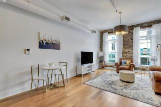 Lush Savannah Loft - Near Plant Riverside District - Savannah - 1