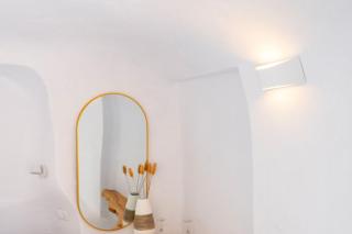 Stunning Santorini Villa 1 Bedroom Villa Indiana Private Heated Plunge Pool Amazing Caldera Sea Views Oia - Oia - 3