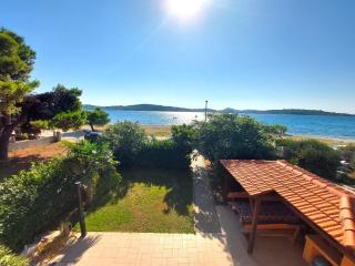 Secret Haven by the Sea - Srima - 7